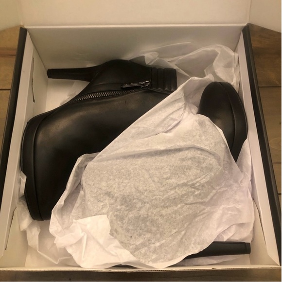 Nine West Kuinby 3 Boots - Picture 15 of 16